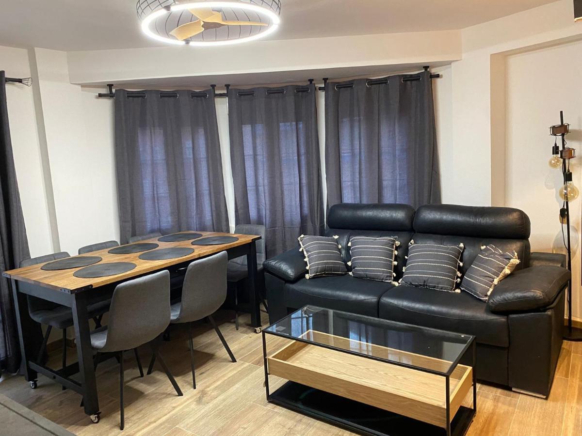 Solymar Poniente Apartamento Recien Reformado A 3 Min De Playa Poniente Y Del Centro Parking Opcional Benidorm Dış mekan fotoğraf
