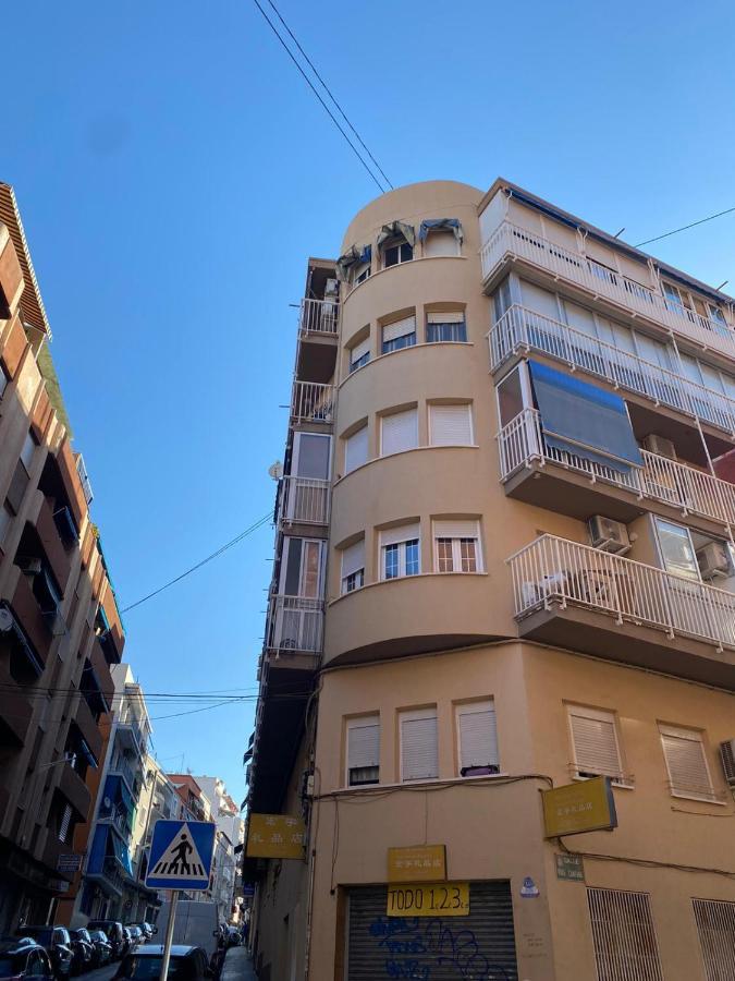 Solymar Poniente Apartamento Recien Reformado A 3 Min De Playa Poniente Y Del Centro Parking Opcional Benidorm Dış mekan fotoğraf