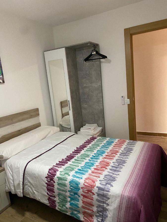 Solymar Poniente Apartamento Recien Reformado A 3 Min De Playa Poniente Y Del Centro Parking Opcional Benidorm Dış mekan fotoğraf