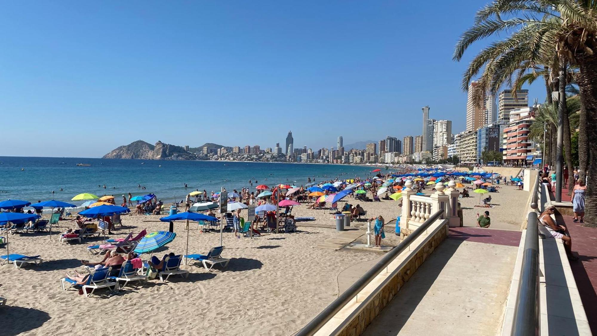 Solymar Poniente Apartamento Recien Reformado A 3 Min De Playa Poniente Y Del Centro Parking Opcional Benidorm Dış mekan fotoğraf